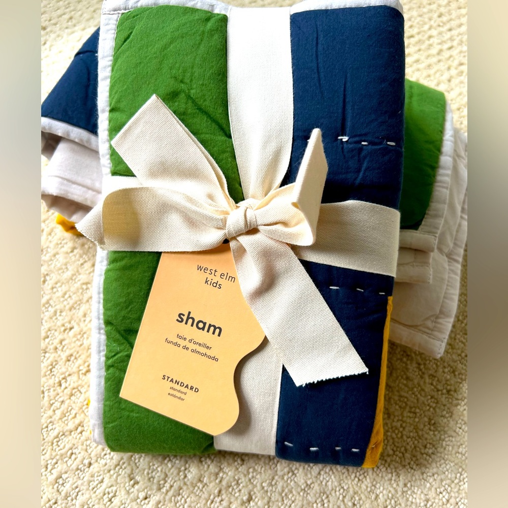 West Elm “Angles” sham -2 NWT